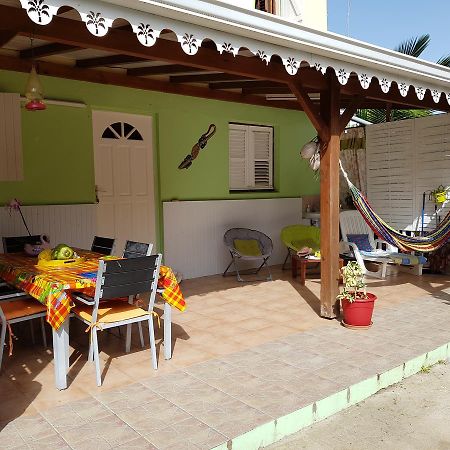 Bel Appartement - Proche Des Plages De Sainte Anne エクステリア 写真